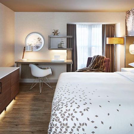 The Del Monte Lodge Renaissance Rochester Hotel & Spa Екстериор снимка